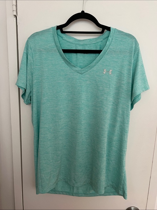 Under Armour Tops - Under Armour Women's Short Sleeve V-Neck Tee - Seafoam